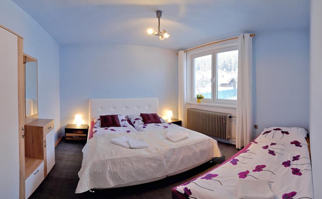 7 Star Wishes Hotel Liptovský Hrádok Kültér fotó